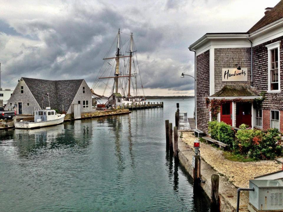 Treehouse Lodge Woods Hole Exterior foto